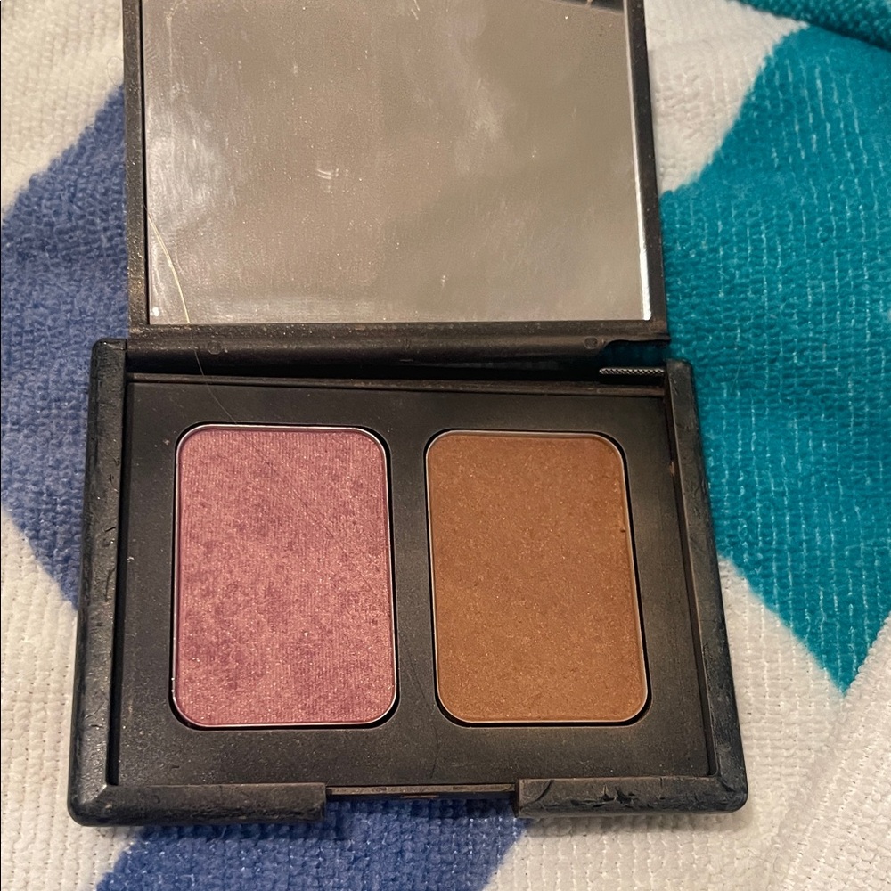 Dual Color Makeup Palette